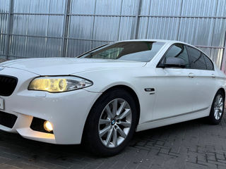 BMW 5 Series foto 1