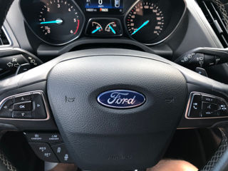 Ford Kuga foto 15