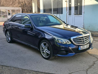 Mercedes E-Class foto 2