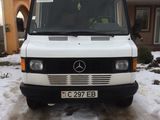 Mercedes 308D foto 1