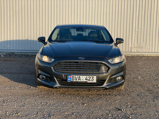 Ford Fusion foto 3