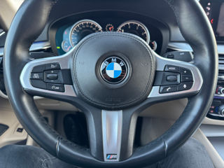 BMW 5 Series foto 12