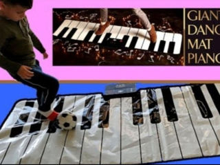 FAO Schwartz Giant Piano детское пианино новое