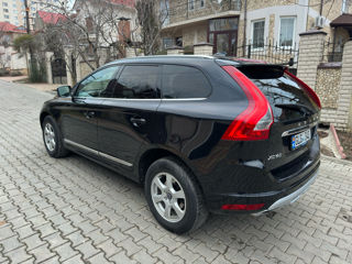 Volvo XC60 foto 3