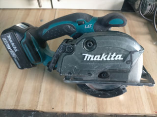 Аккумуляторная дисковая пила Makita DCS552Z.. foto 3