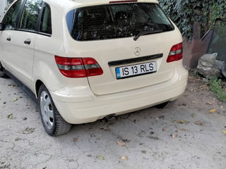 Mercedes B Class foto 2