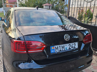 Volkswagen Jetta foto 10