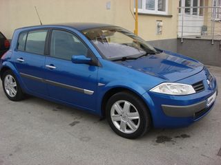 Renault Megane foto 2