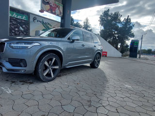 Volvo XC90 foto 1