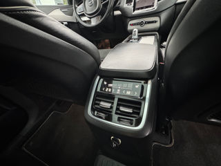 Volvo XC90 foto 18