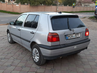 Volkswagen Golf foto 5