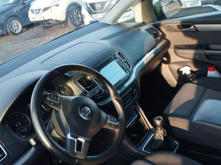 Volkswagen Sharan foto 7