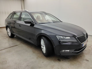 Skoda Superb foto 3