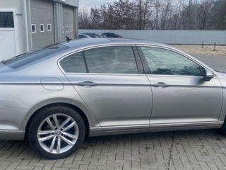 Volkswagen Passat foto 6