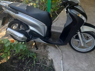 Honda Sh- 150 foto 6