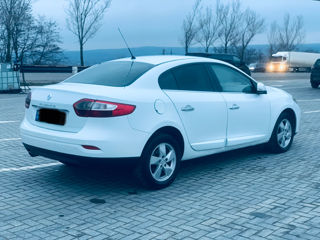 Renault Fluence foto 5