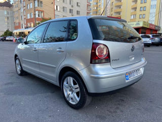 Volkswagen Polo foto 2