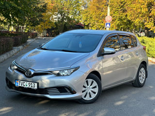 Toyota Auris foto 2