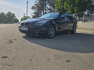 BMW 5 Series foto 3