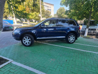 Volkswagen Touareg foto 3