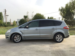 Ford S-Max foto 2