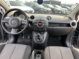 Mazda 2 foto 8