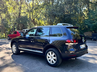 Volkswagen Touareg foto 3