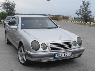 Mercedes E Class foto 5