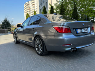 BMW 5 Series foto 3