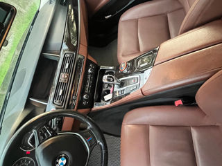 BMW 5 Series foto 6