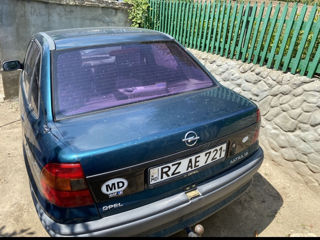 Opel Astra foto 2