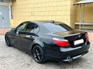 BMW 5 Series foto 6