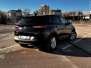 Opel Grandland X foto 2