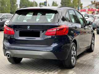 BMW 2 Series Active Tourer foto 3