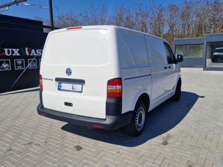 Volkswagen Transporter foto 3