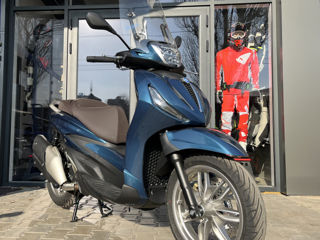 Piaggio Beverly 400