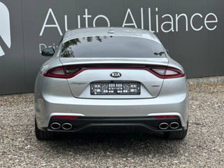 KIA Stinger foto 5