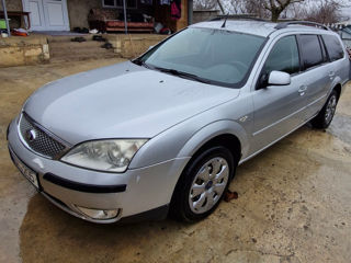 Ford Mondeo foto 2