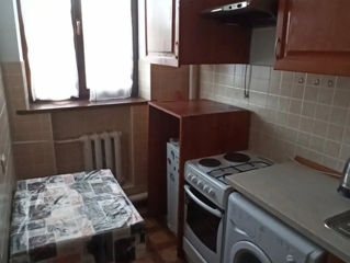 Apartament cu 2 camere, 39 m², Centru, Bălți foto 5