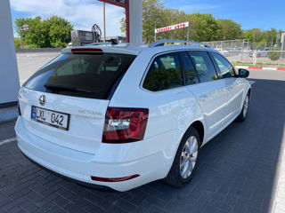 Skoda Octavia foto 3