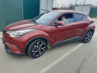 Toyota C-HR foto 9