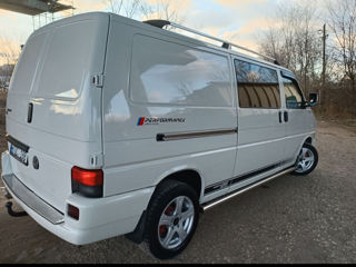 Volkswagen Transporter foto 3