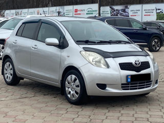 Toyota Yaris foto 5