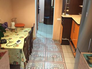 Срочно продам 3-х комн в центре 5/9 39900 евро! foto 5