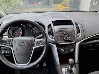 Opel Zafira foto 8