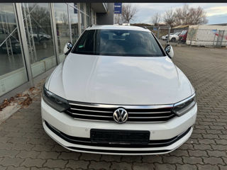 Volkswagen Passat foto 4