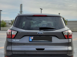 Ford Kuga foto 3