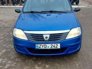 Dacia Logan foto 2