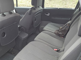 Renault Grand Scenic foto 5