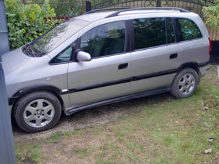 Opel Zafira foto 5